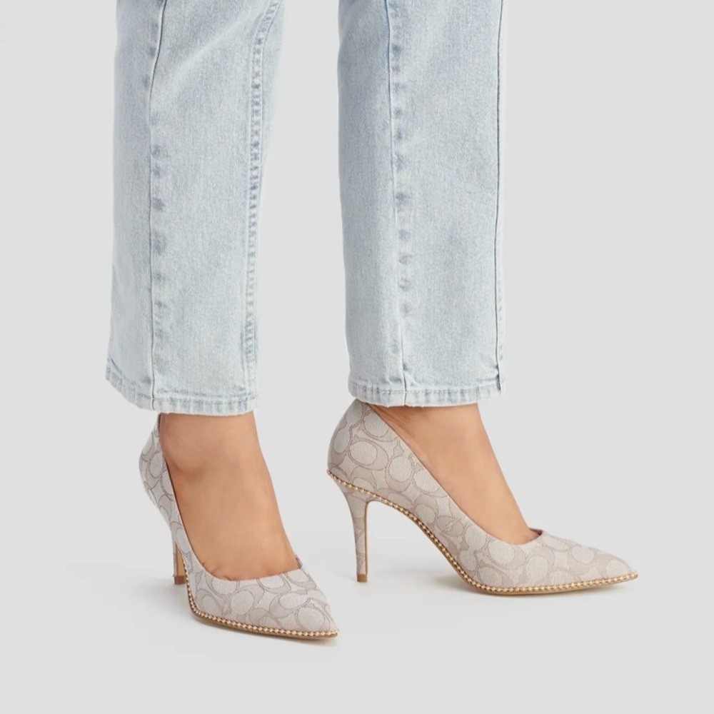 COACH Waverly Pointed Toe 3.25”Pump Designer Heels Womens Sz 9.5 Beige Monogram - Picture 5 of 14